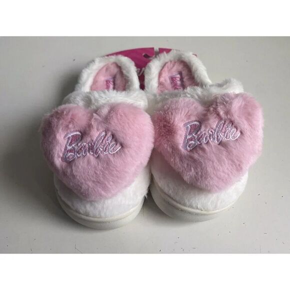 Barbie HEARTS Fluffy Slippers Pink Soft Indoor/Outdoor Women’s Sz S 5-6 NEW - Picture 5 of 13